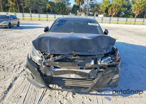 2019 Nissan Altima 2.5 Sl z USA, uszkodzony, nr VIN 1N4BL4EV0KC225957